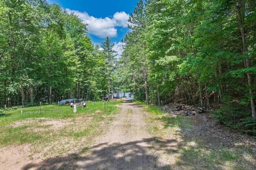 Versatility meets one of Eagle River's best-kept lakefront - photo 27