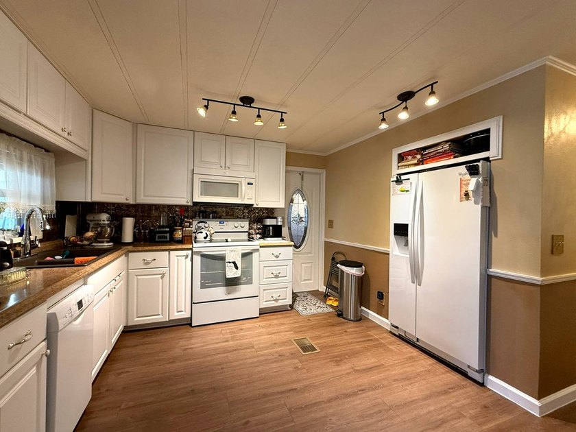 Welcome to Lot 26 in Pegel Point Estates, a hidden gem on the - photo 5