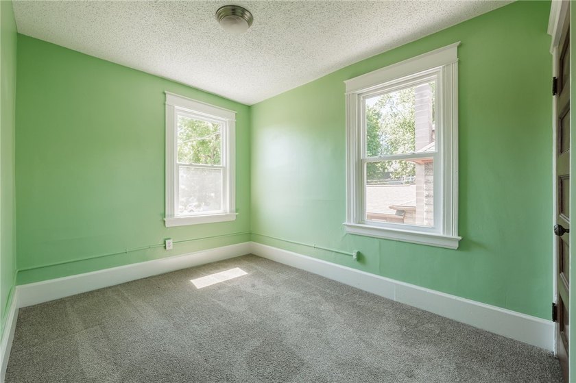 Welcome to this beautifully updated Colonial in the highly - photo 22