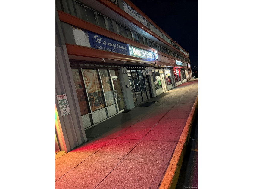 High-Traffic Convenience Store for Sale - Bay Shore, NY - photo 8