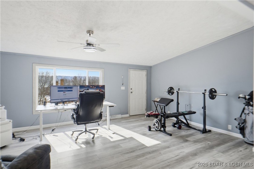 Tidy, clean and updated manufactured home with over 3 acres - photo 9