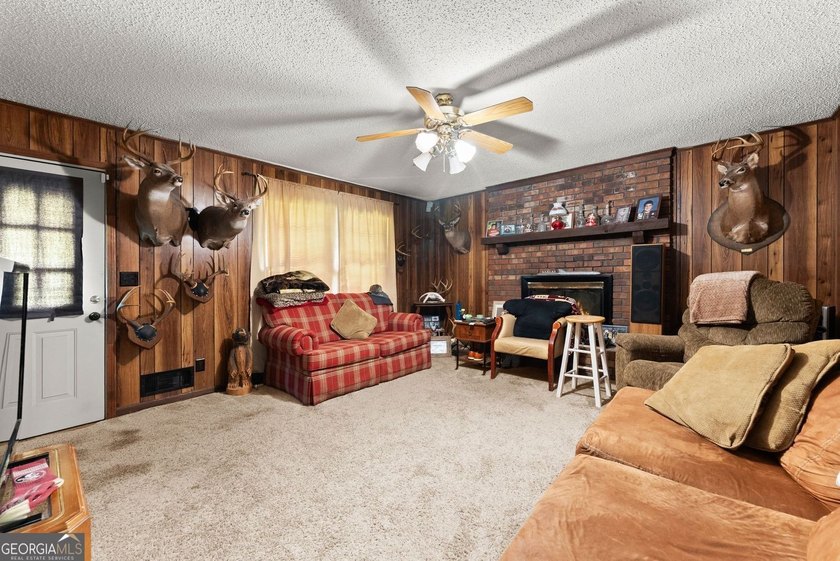 Discover the possibilities with this charming brick ranch - photo 10