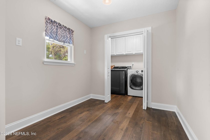 MOTIVATED SELLERS Creekside Charm Welcome to your peaceful - photo 16