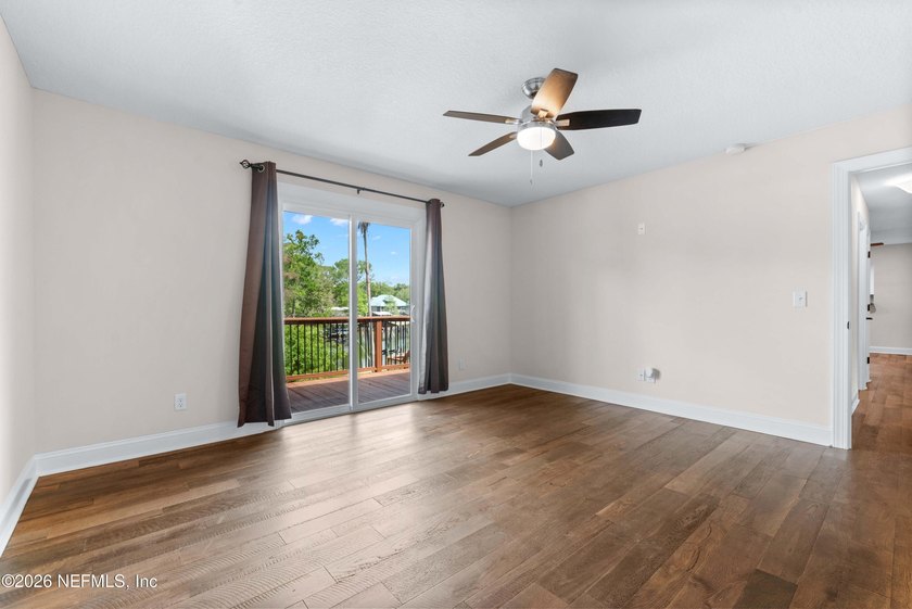 MOTIVATED SELLERS Creekside Charm Welcome to your peaceful - photo 17