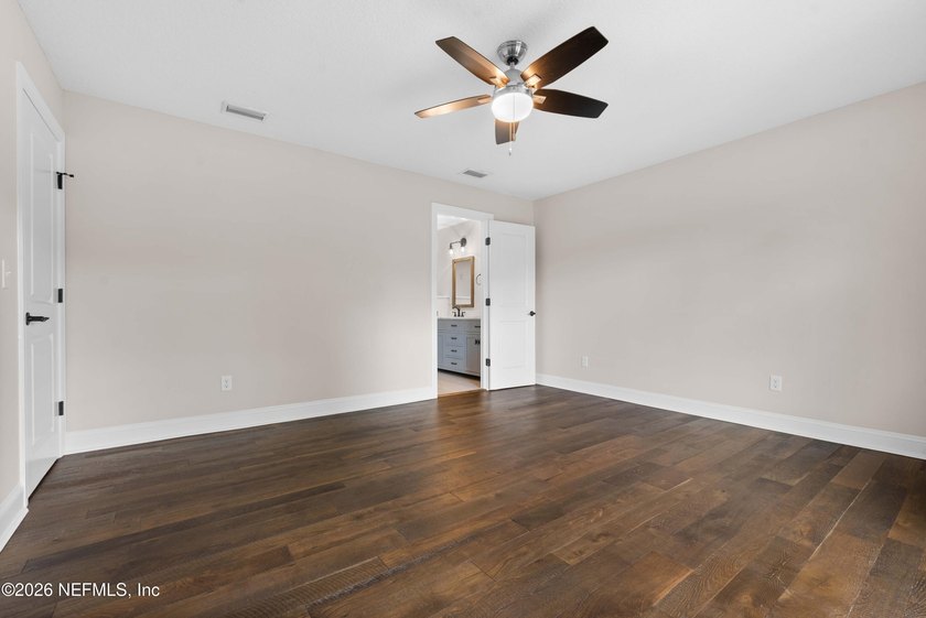 MOTIVATED SELLERS Creekside Charm Welcome to your peaceful - photo 18