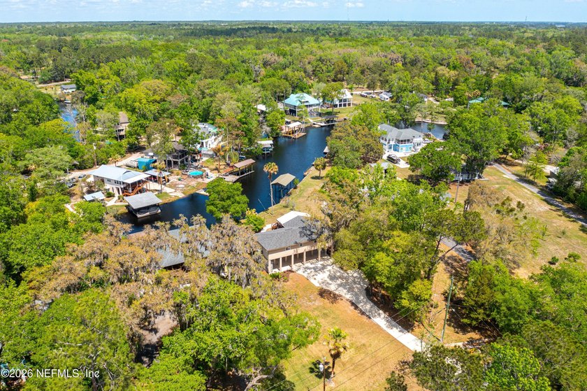 MOTIVATED SELLERS Creekside Charm Welcome to your peaceful - photo 38