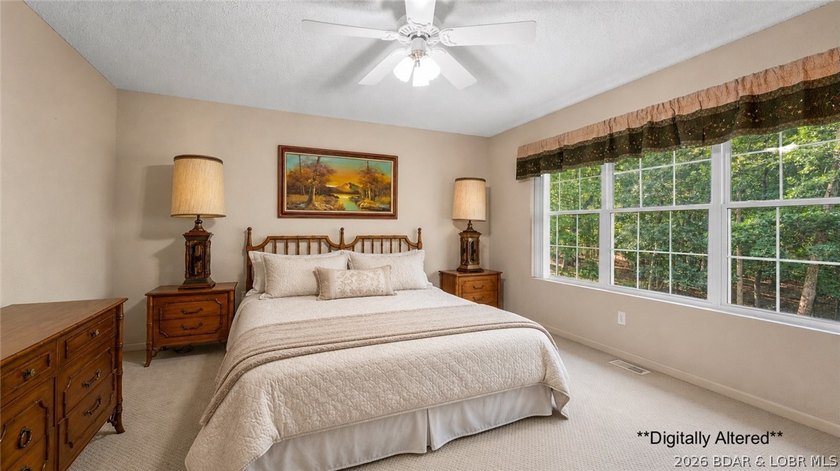 Spacious main level living in the heart of Osage Beach! This 3 - photo 13