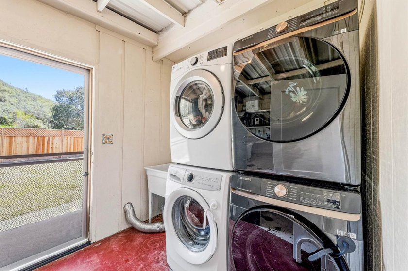 Outstanding opportunity in desirable Laguna Seca Heights. This 2 - photo 19