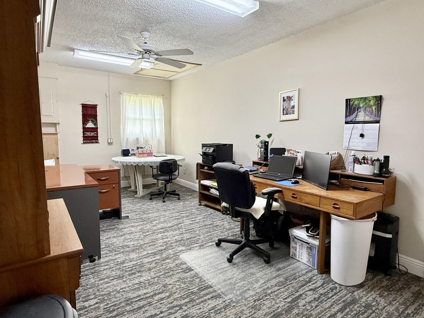 TWO HOMES for the Price of One! Well built &amp; impeccably - photo 35