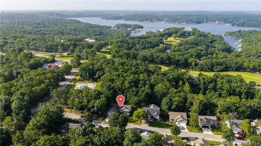 Spacious main level living in the heart of Osage Beach! This 3 - photo 36