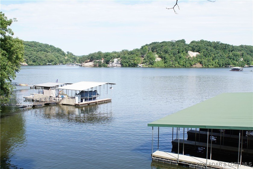 Here is one of the best kept secrets of Lake of the Ozarks - photo 6