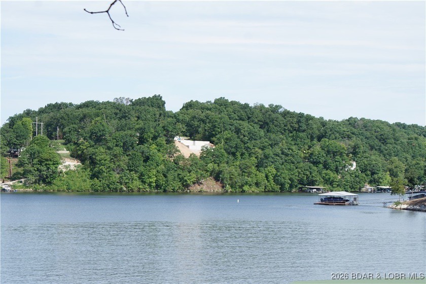 Here is one of the best kept secrets of Lake of the Ozarks - photo 9