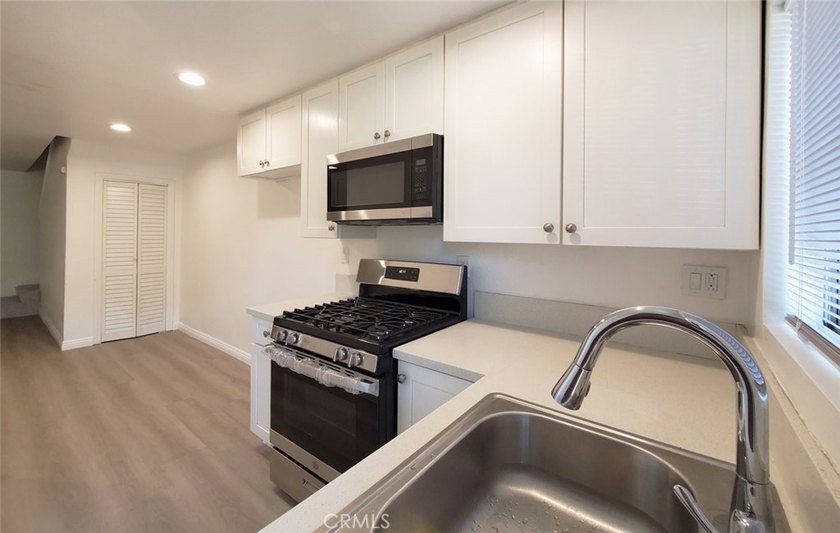 Just renovation about $ 45,000 k . Unit ready to moved in. must - photo 17