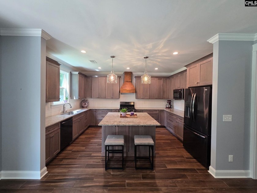 Come tour this fabulous family home located off of Dreher Island - photo 19