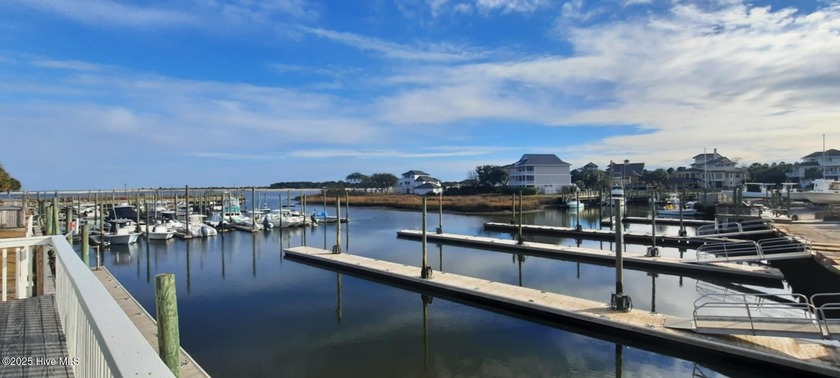 One of our most popular slips - a 35' Wet Slip at NC's largest - photo 3