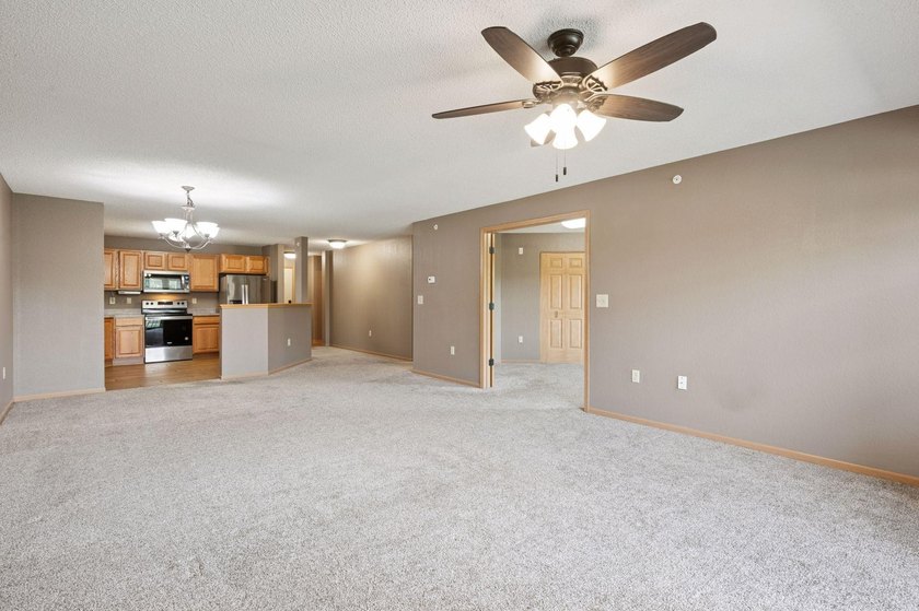 Welcome to effortless 55+ living in this beautifully updated - photo 12