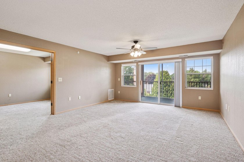 Welcome to effortless 55+ living in this beautifully updated - photo 13