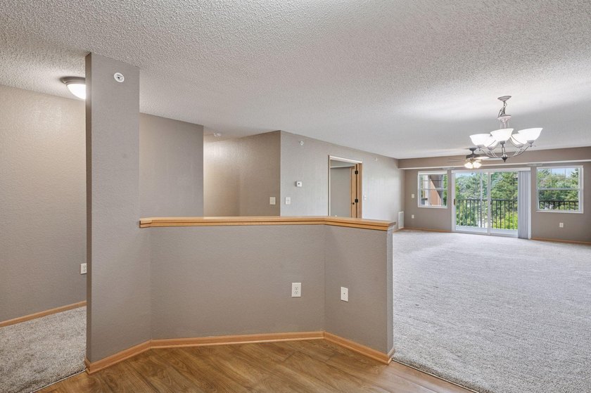 Welcome to effortless 55+ living in this beautifully updated - photo 19