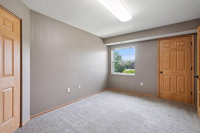 Welcome to effortless 55+ living in this beautifully updated - photo 20