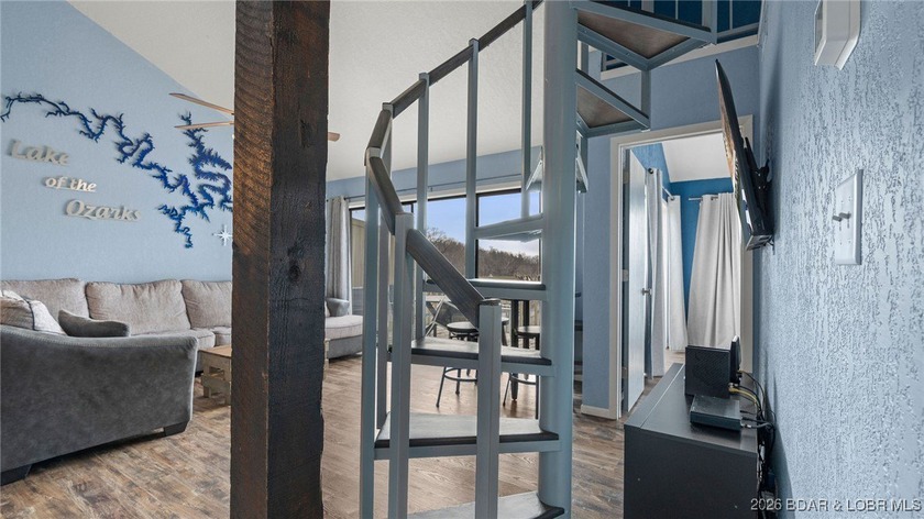 Motivated Seller!! Experience elevated lake living in this - photo 4