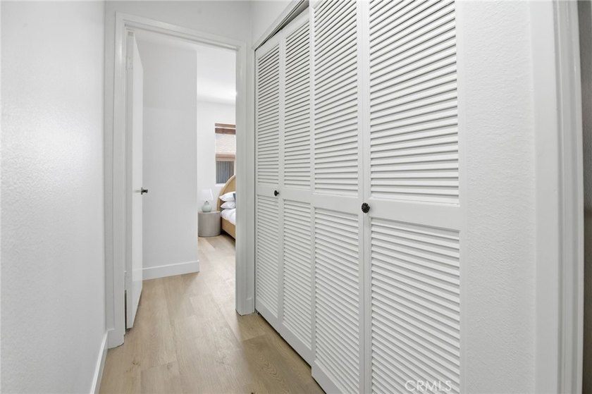 Turnkey 2-bedroom Wrigley townhome with an ATTACHED private - photo 15