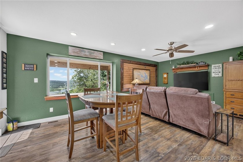Experience the perfect blend of quality craftsmanship - photo 16