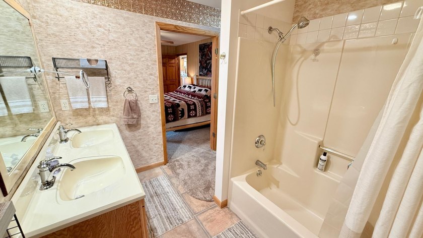 W7014 and W7016 Loop Rd. LAKE MOHAWKSIN HOME WITH GUEST HOUSE! - photo 19