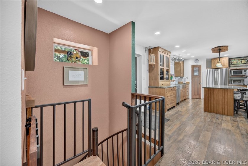 Experience the perfect blend of quality craftsmanship - photo 36