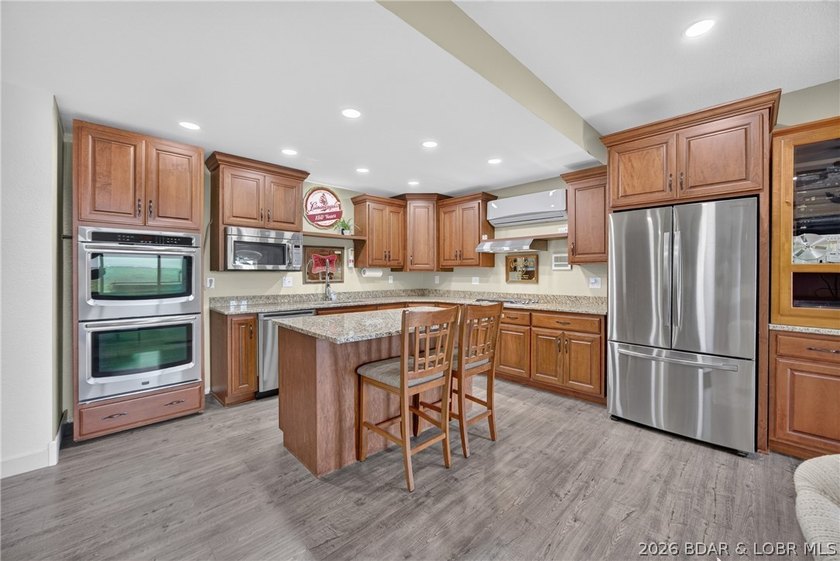 Experience the perfect blend of quality craftsmanship - photo 39