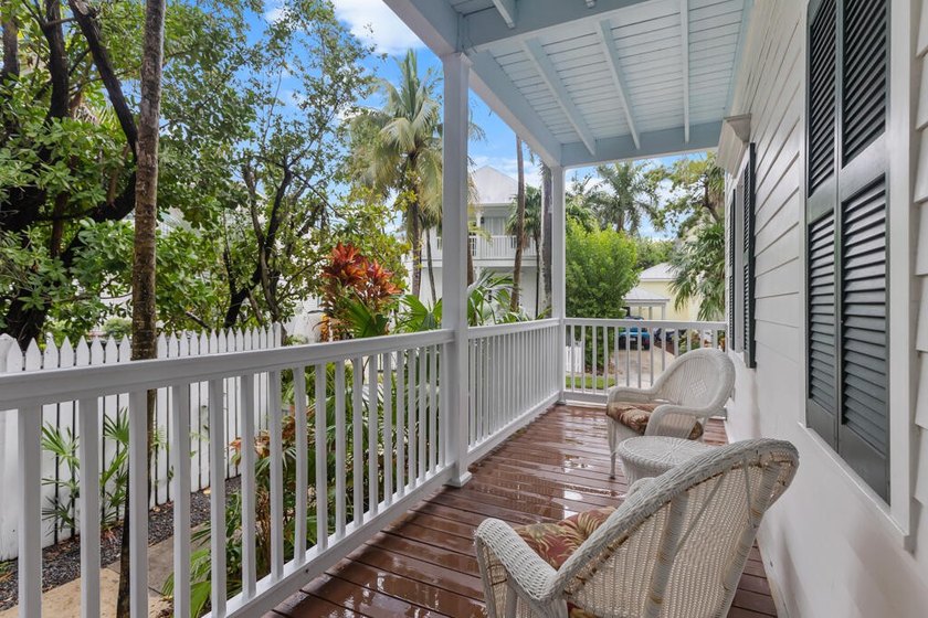 Beautifully appointed home that offers a charming backyard with - photo 17