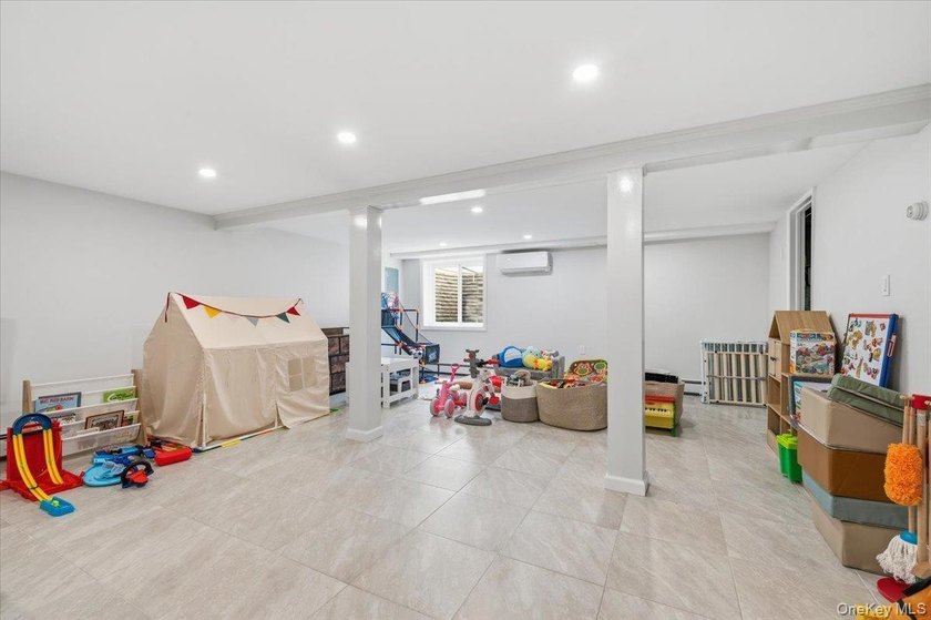 Step into this beautifully updated 3-bedroom, 1.5-bath ranch - photo 25
