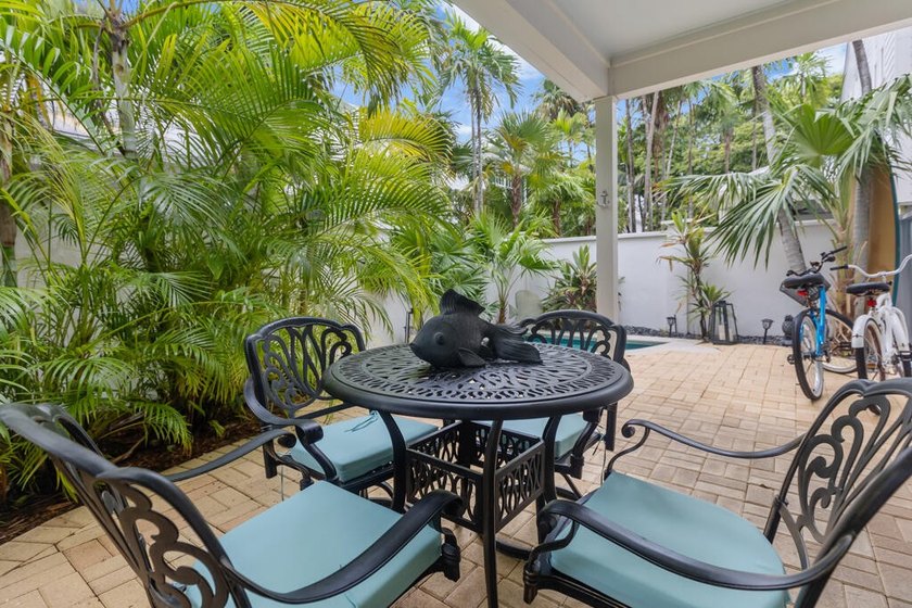 Beautifully appointed home that offers a charming backyard with - photo 41