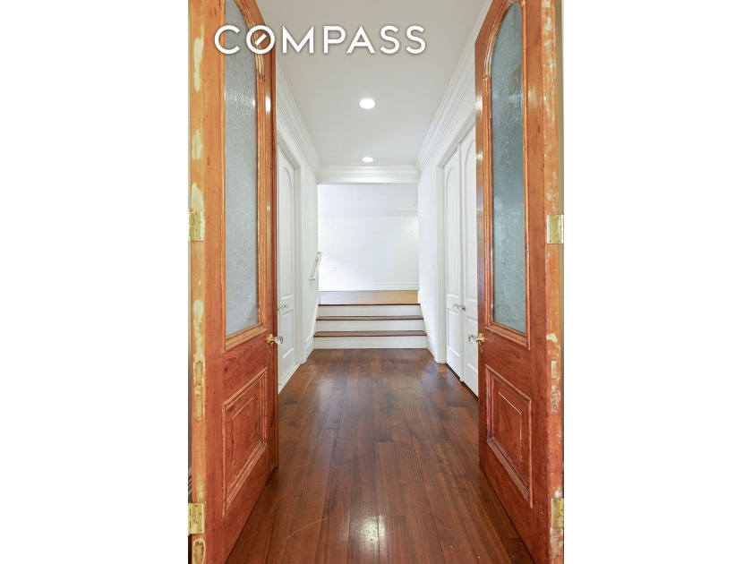 Welcome to 146 Hoyt St, a stunning and expansive 4,950 sq. ft - photo 5