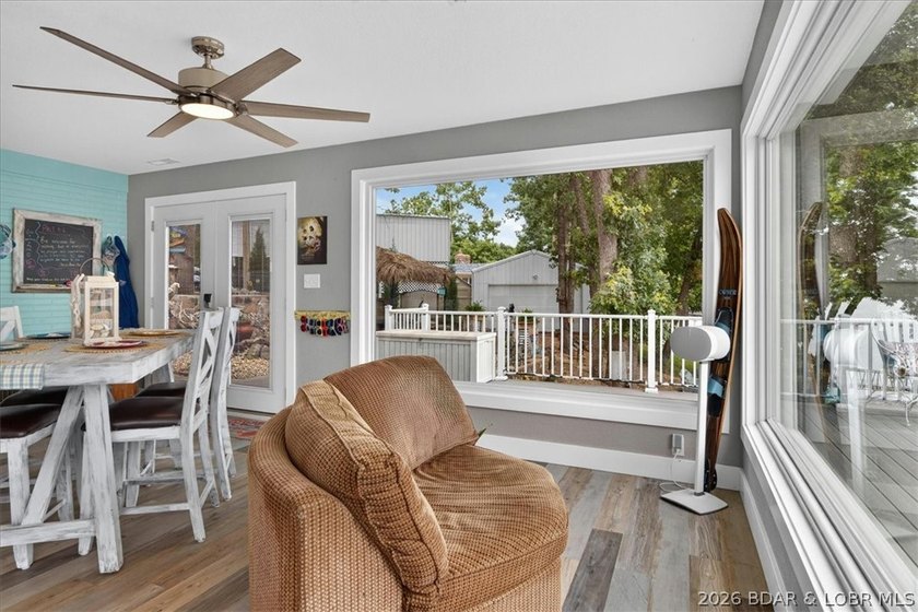 COMPLETELY REMODELED &amp; FULLY FURNISHED! This turnkey 2-bedroom - photo 11