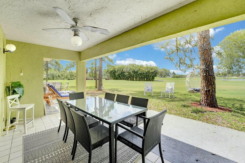 Welcome to this beautifully maintained 3-bedroom, 2-bath home - photo 4