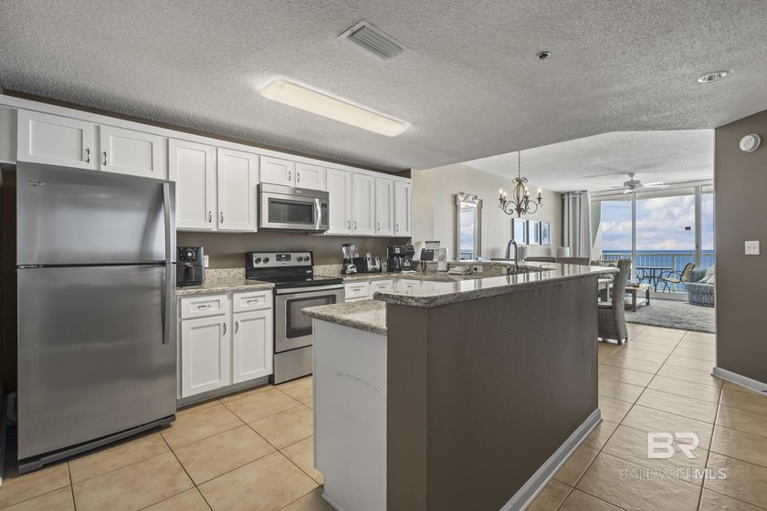 This stunning 2-bedroom Gulf-front condo in the Doral Tower at - photo 8