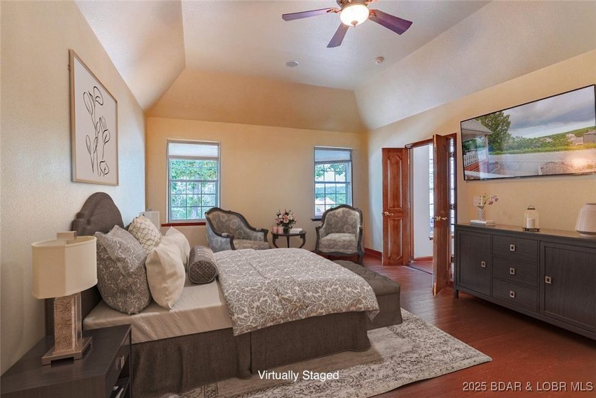 Contractor-built home with attention to detail in The Estates - photo 20