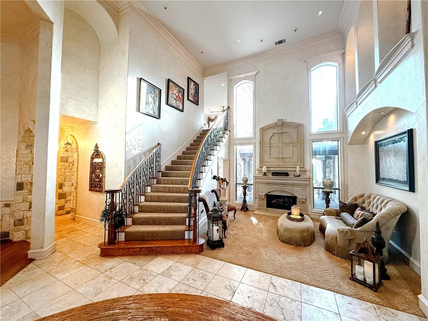 Welcome to 1919 Kings Pass, Heath, Texas 75032 - a breathtaking - photo 5