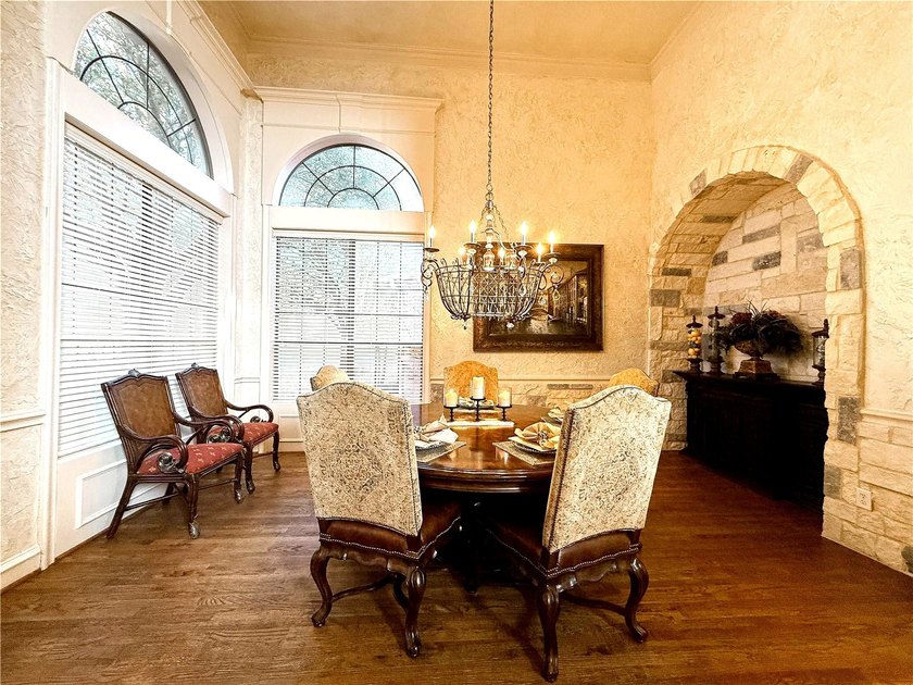 Welcome to 1919 Kings Pass, Heath, Texas 75032 - a breathtaking - photo 8