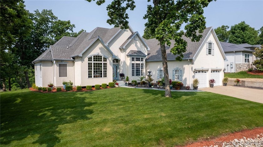 Contractor-built home with attention to detail in The Estates - photo 50