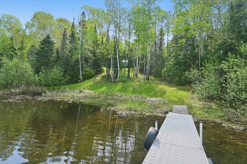 The docks are in and ready for you to enjoy this private - photo 9