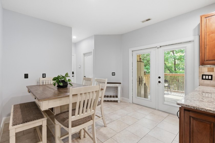 Custom-built 6BR/5BA home near the water with an easy commute to - photo 18