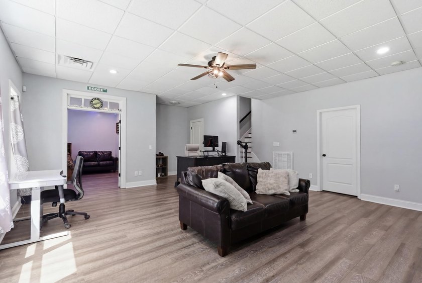 Custom-built 6BR/5BA home near the water with an easy commute to - photo 25