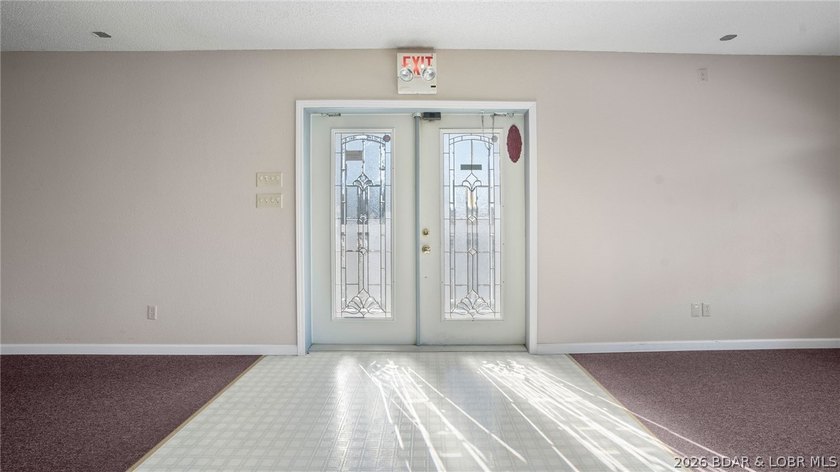 Located in the heart of bustling Osage Beach and off of Hwy 54 - photo 9