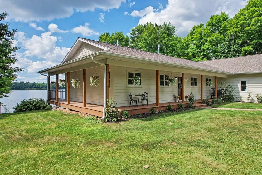 Exceptional craftsmanship &amp; unforgettable views come together on - photo 30