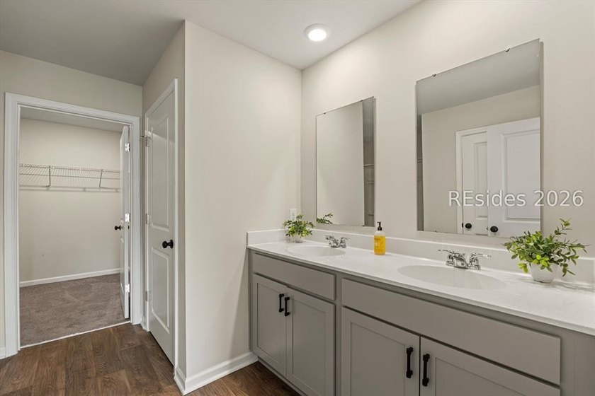 Welcome to 49 Cedar View Circle in the highly sought-after - photo 25