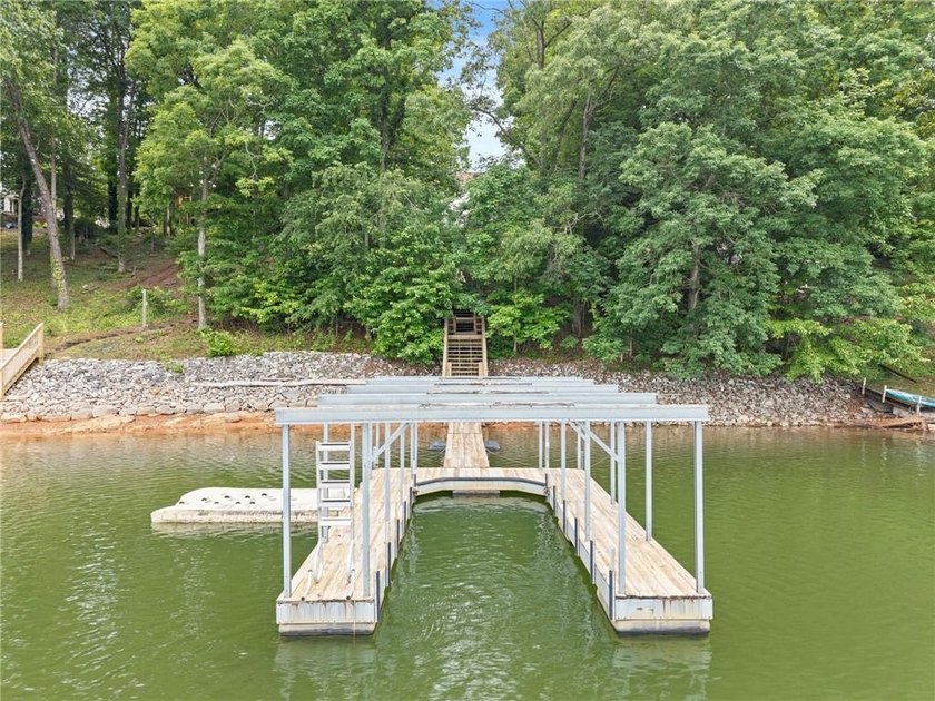 Beautiful Lake Lanier home in sought after Northlake - photo 46