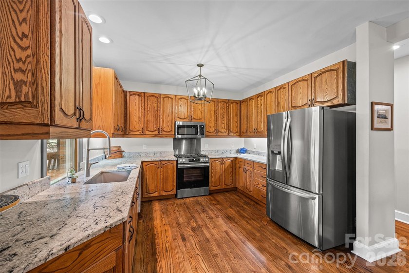 Welcome to 16105 Langston Drive - a truly one-of-a-kind - photo 10