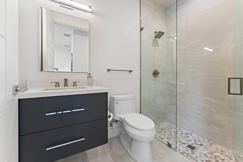 Located directly on the East side of the Intracoastal Waterway - photo 28
