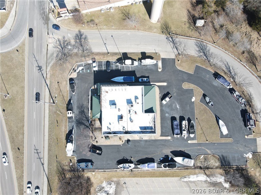 Prime commercial opportunity in the heart of Osage Beach - photo 2